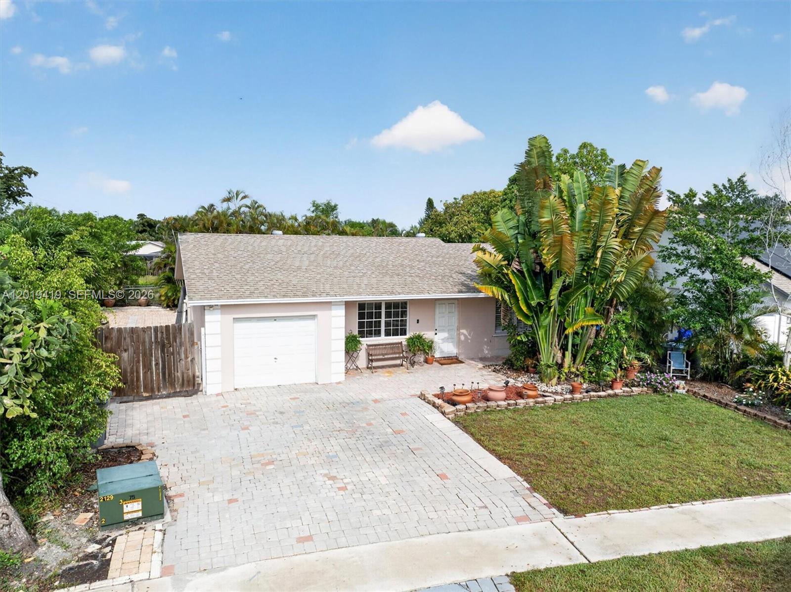 9600 Richmond Cir, Boca Raton FL 33434