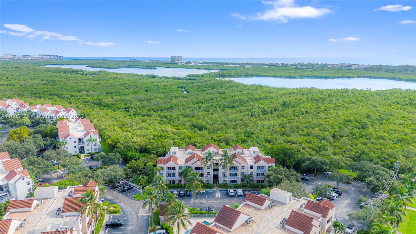 2721 Ocean Club Blvd # 305, Hollywood FL 33019