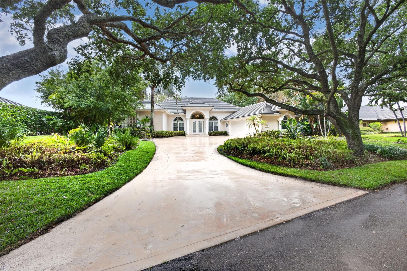 18288 SE Heritage Drive, Jupiter FL 33469
