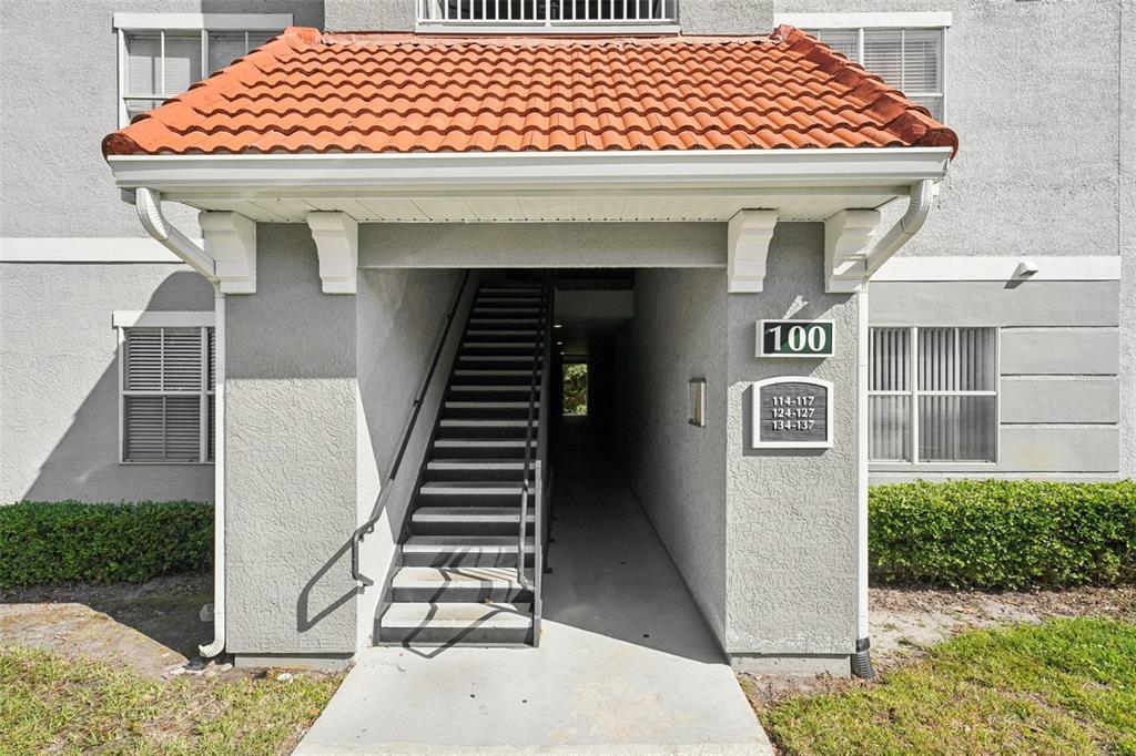 18001 RICHMOND PLACE DRIVE UNIT 117