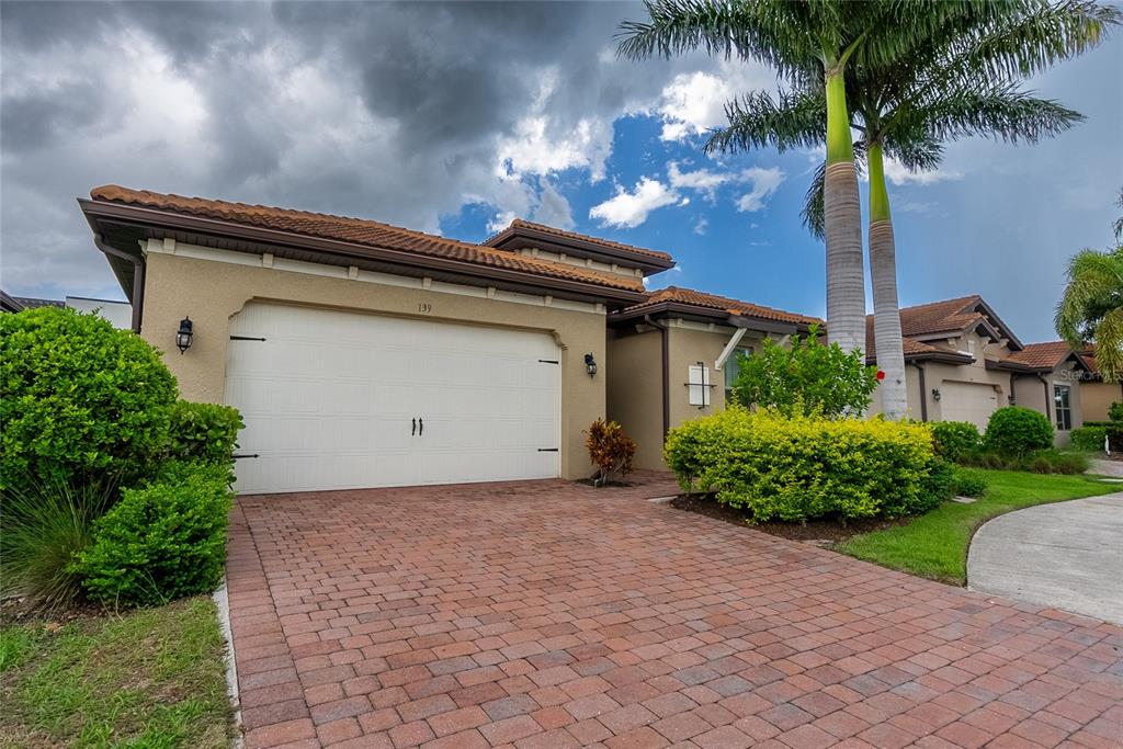 139 MARAVIYA BOULEVARD, NOKOMIS, FL — photo 2 of 30