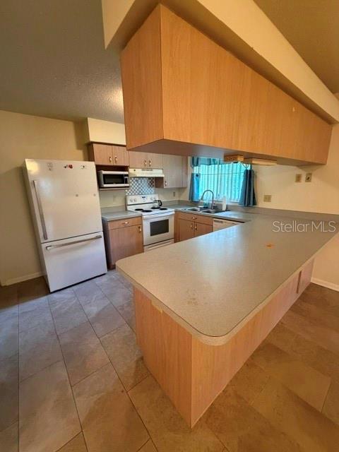 4729 SILVER CIRCLE, ZEPHYRHILLS, FL — photo 5 of 18