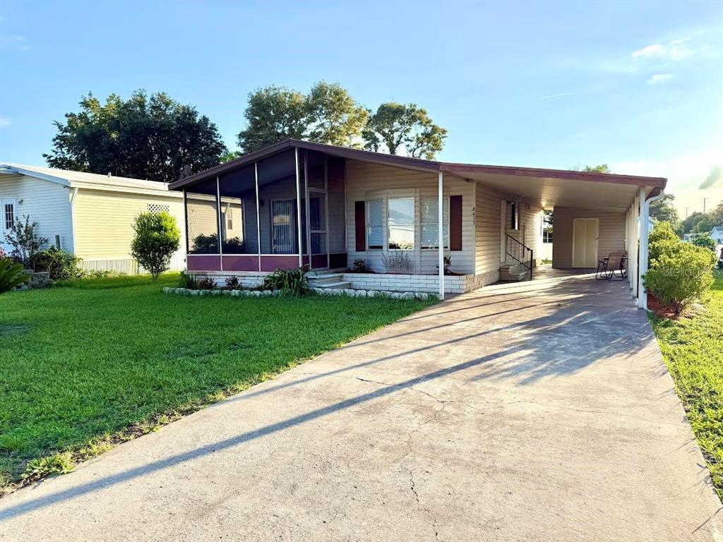 4435 AUTUMN PALM DRIVE