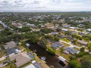 18262 VAN NUYS CIRCLE, PORT CHARLOTTE, FL — photo 4 of 9