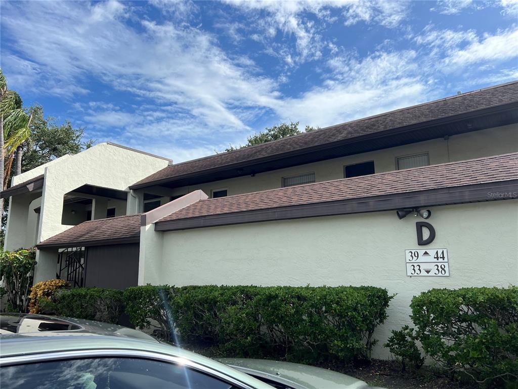 1100 E BAY DRIVE UNIT 35, LARGO, FL — photo 3 of 30