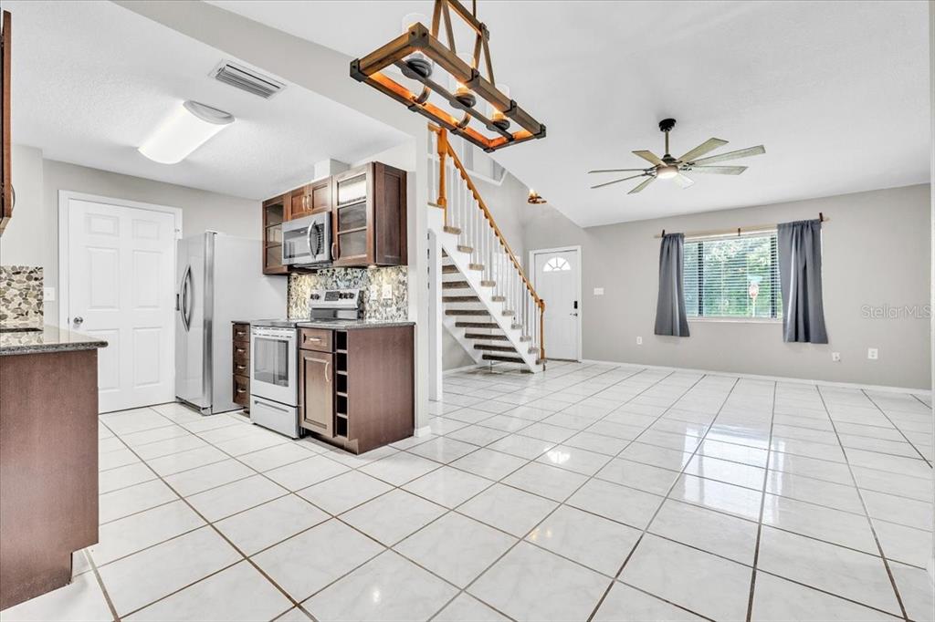 17131 DOYLE AVENUE, PORT CHARLOTTE, FL — photo 2 of 30
