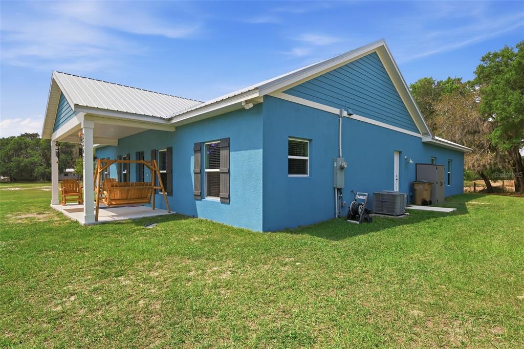 22431 LOOP ROAD, GROVELAND, FL — photo 5 of 30