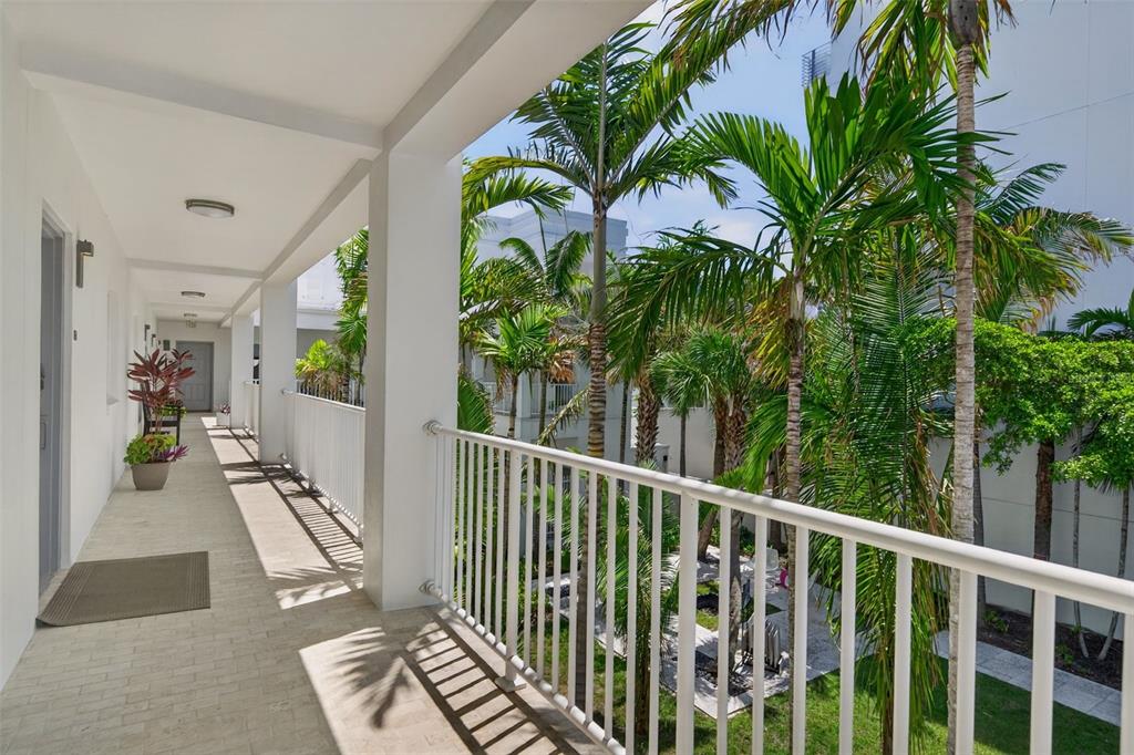 433 CENTRAL AVENUE, SARASOTA, FL — photo 3 of 30