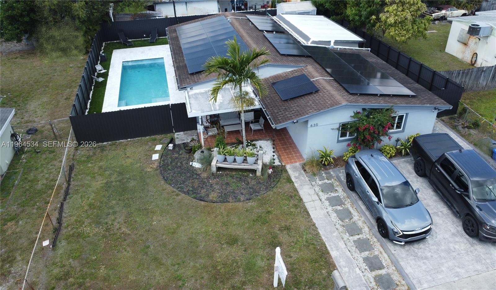 630 N 66th Ave, Hollywood FL 33024