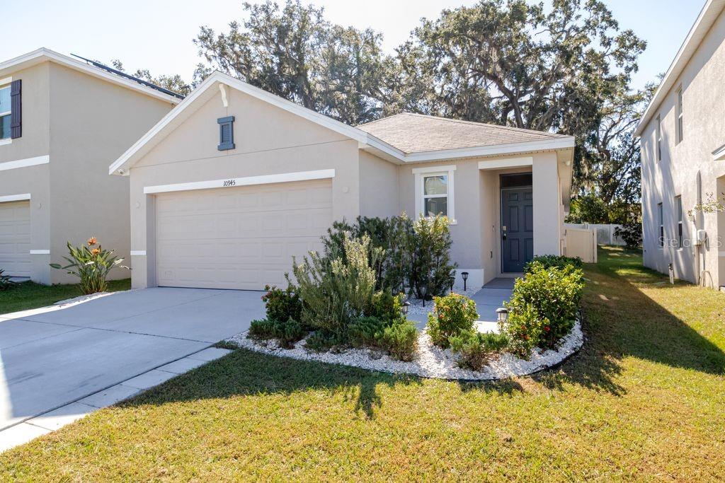 10945 TRAILING VINE DRIVE