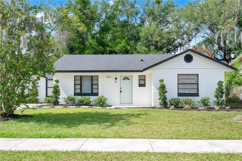 1506 E ELM ROAD