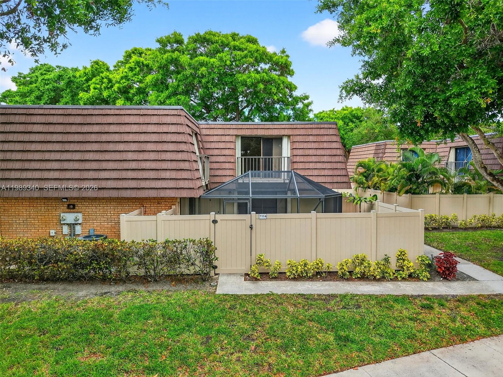 7114 71st Way, West Palm Beach FL 33407
