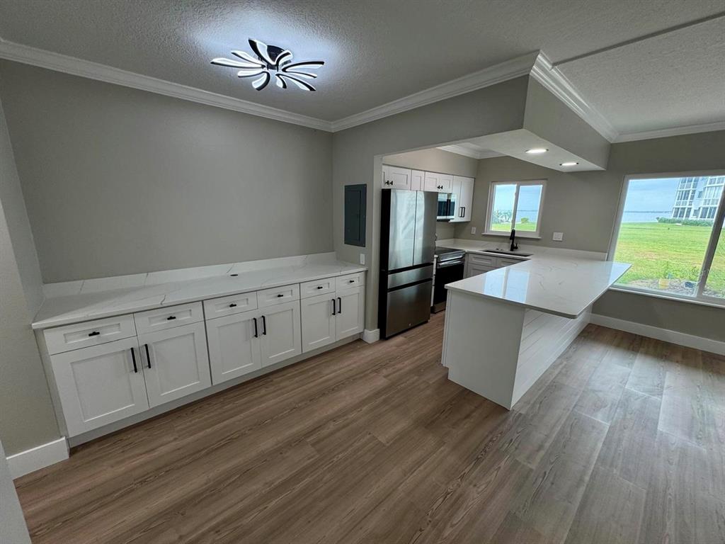 767 JOHN RINGLING BOULEVARD UNIT 2, SARASOTA, FL — photo 4 of 24