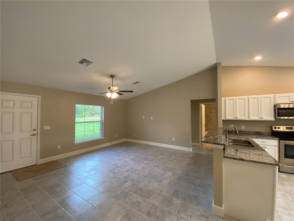 3011 SW 140TH LOOP, OCALA, FL — photo 2 of 22