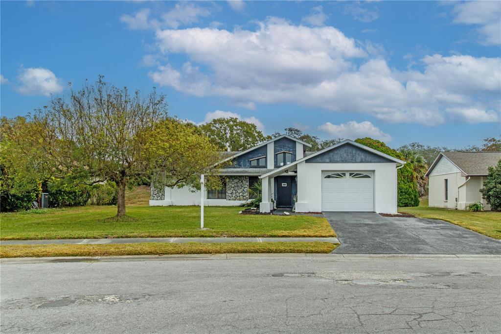 7834 SEASONS LANE