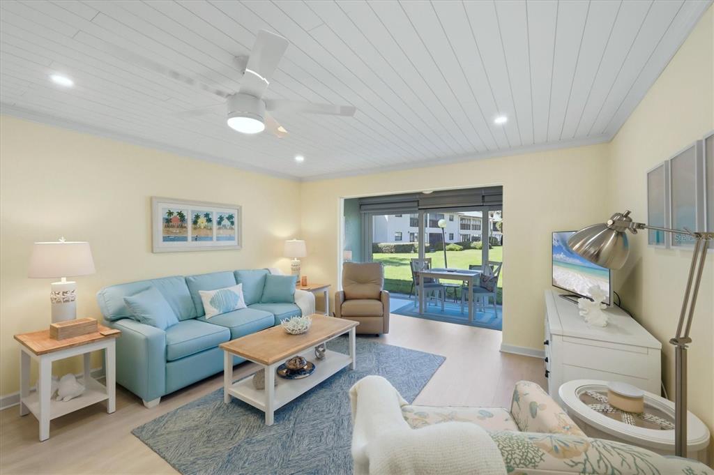 380 THREE LAKES LANE UNIT A, VENICE, FL — photo 3 of 30