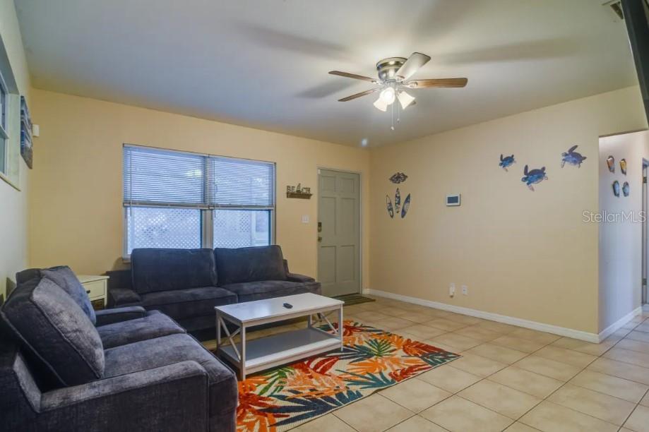 236 EMERALD LANE, LARGO, FL — photo 3 of 21