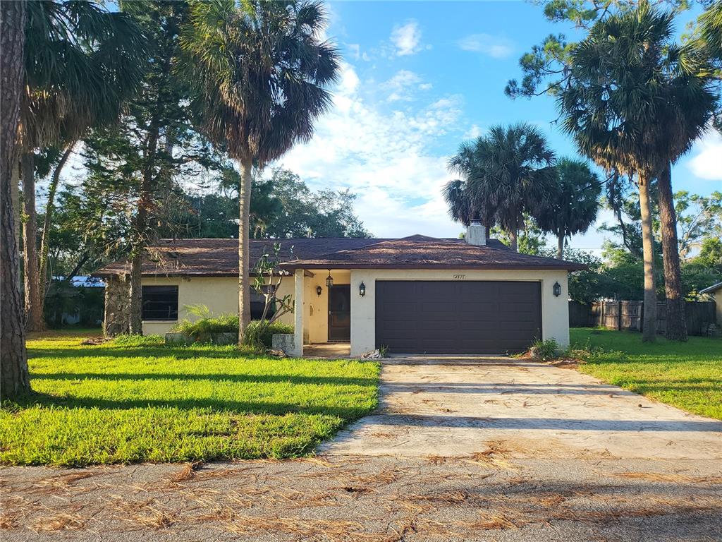 4935 PETUNIA COURT