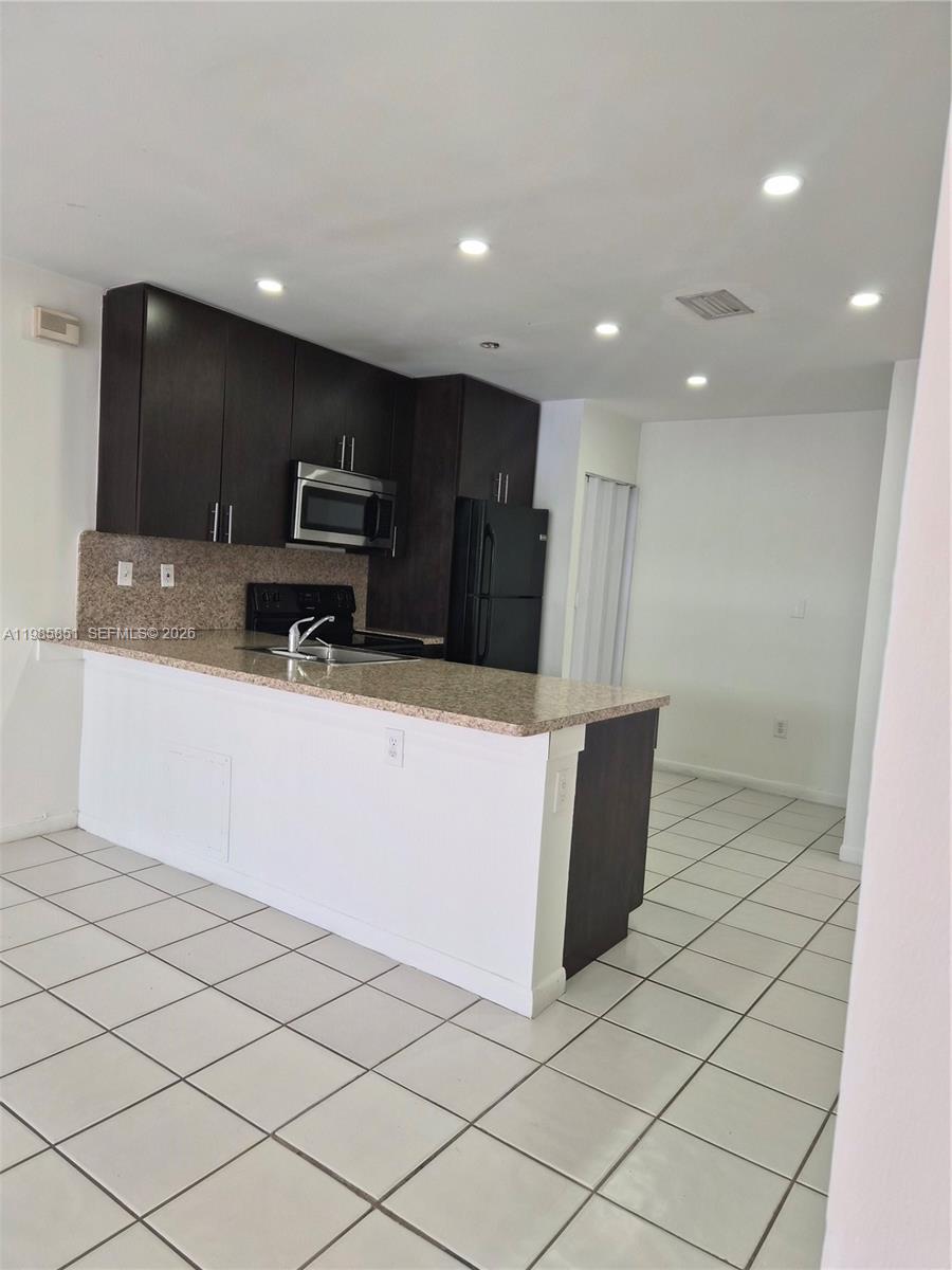 15421 SW 81st Cir Ln # 24, Miami FL 33193