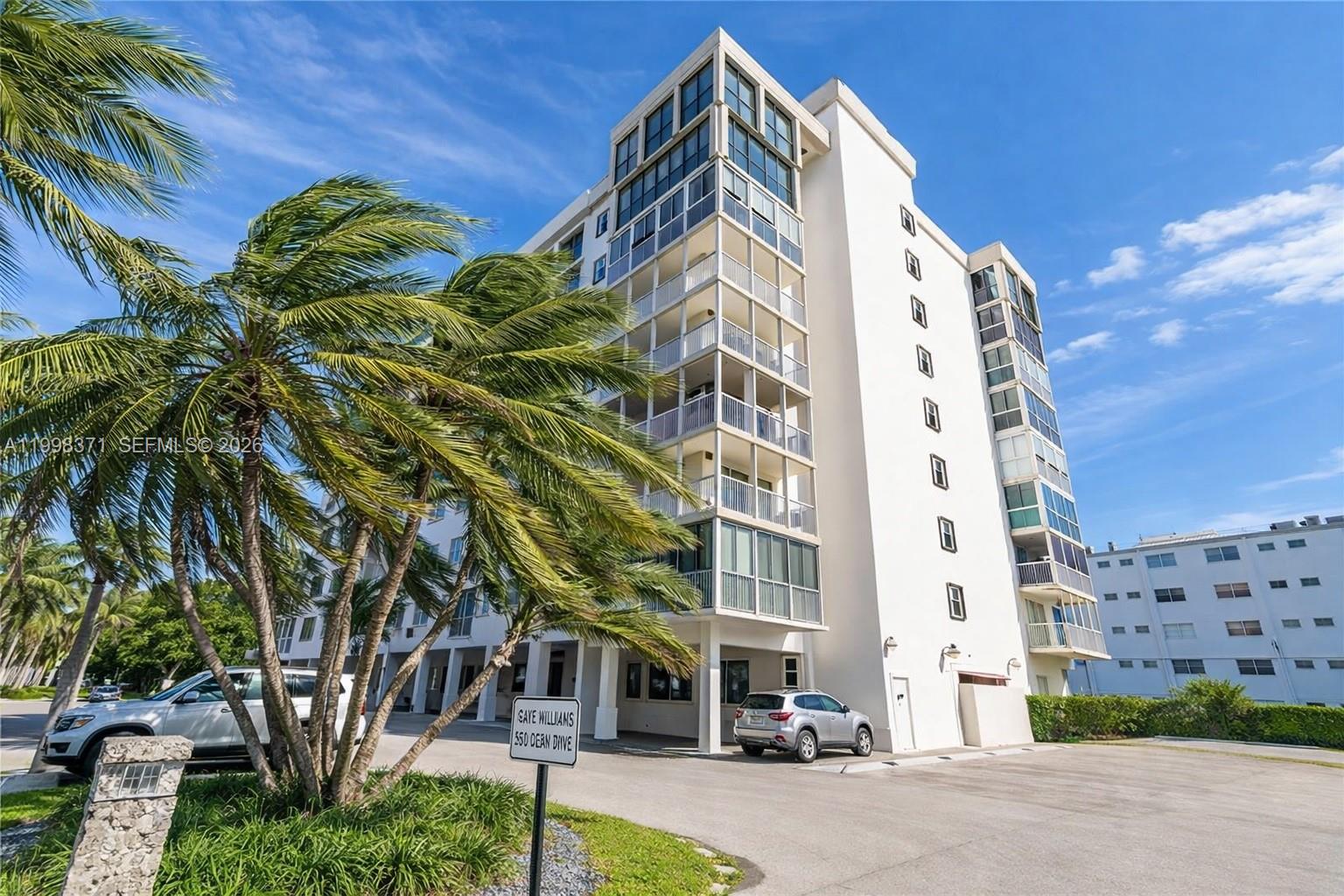 550 Ocean Drive # 3H, Key Biscayne FL 33149