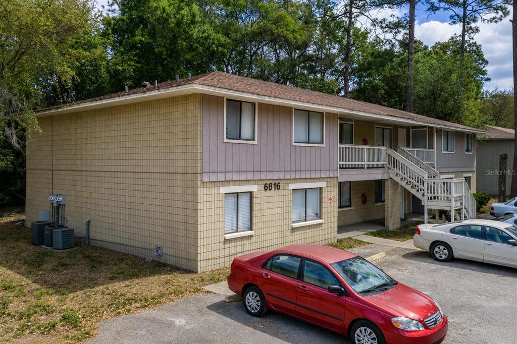 6816 SW 4TH PLACE