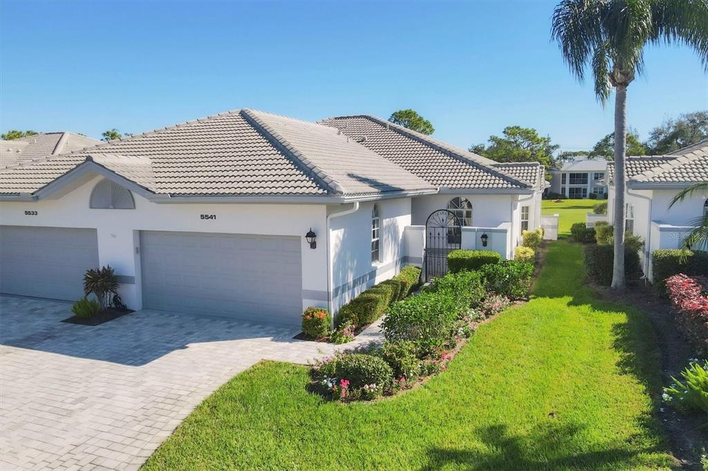 5541 E LONG COMMON COURT UNIT 28