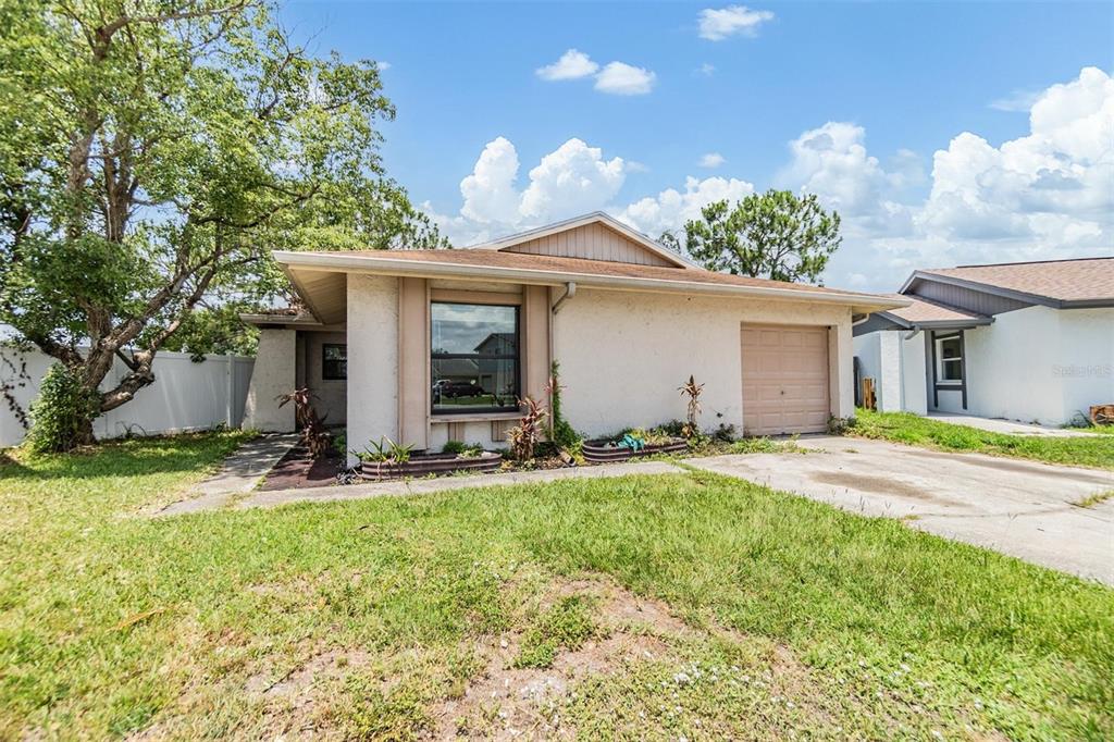 5115 STONEHAVEN COURT
