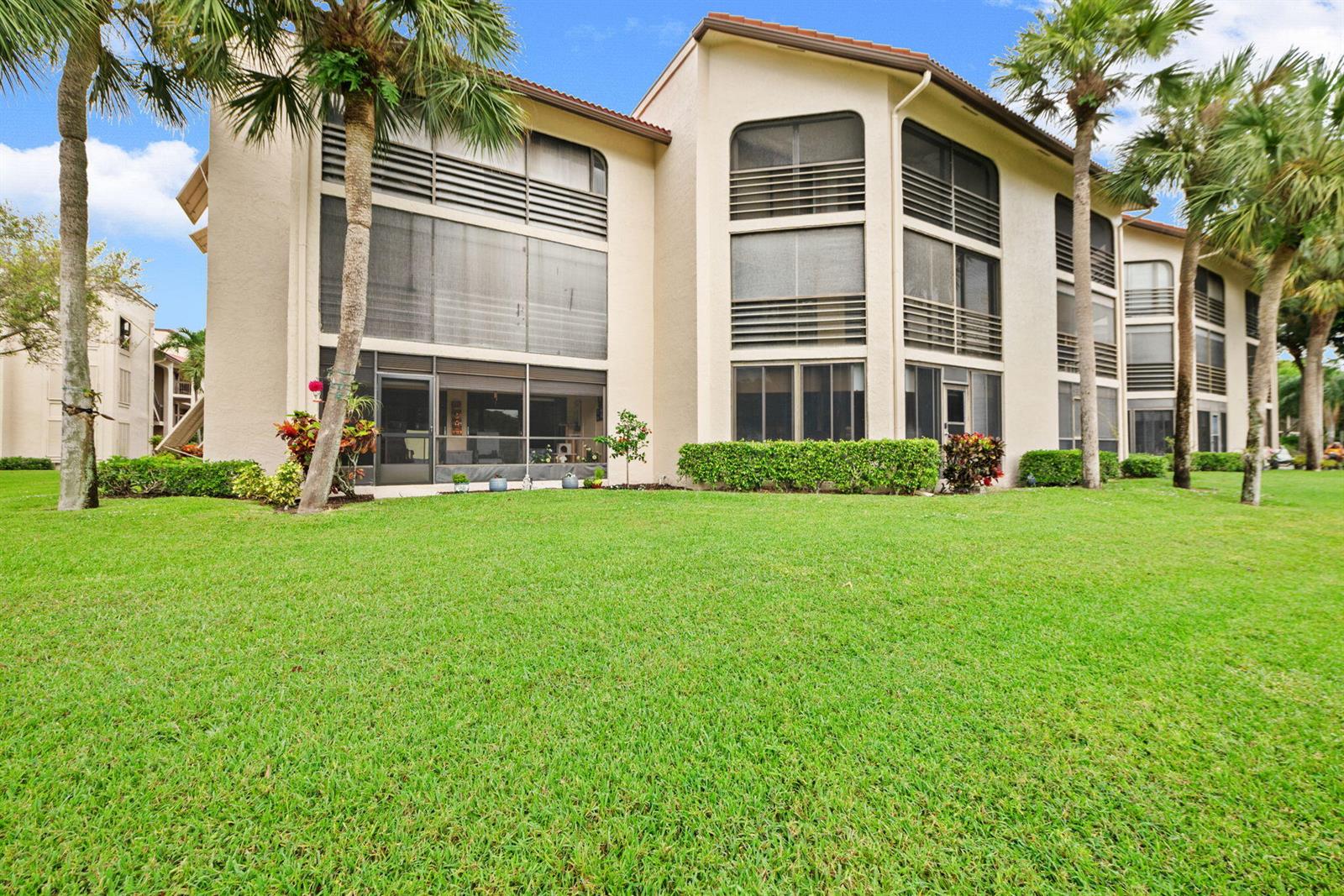 10092 Cedar Point Boulevard # 205, Boynton Beach FL 33437