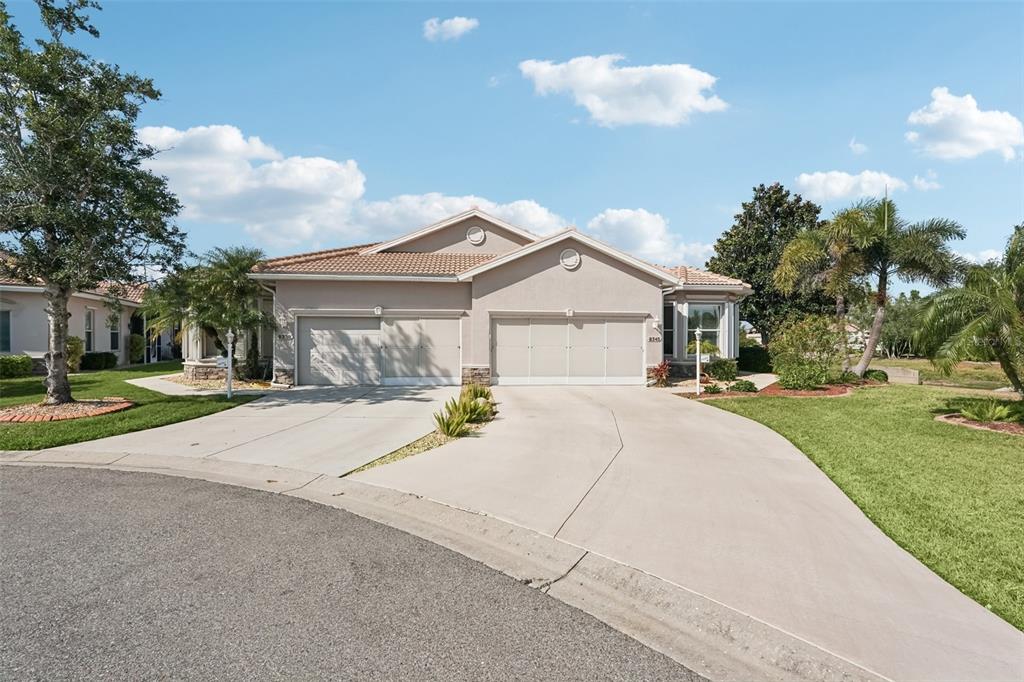 8340 PALMETTO COURT