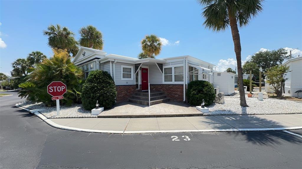 4851 W GANDY BOULEVARD UNIT B7L23