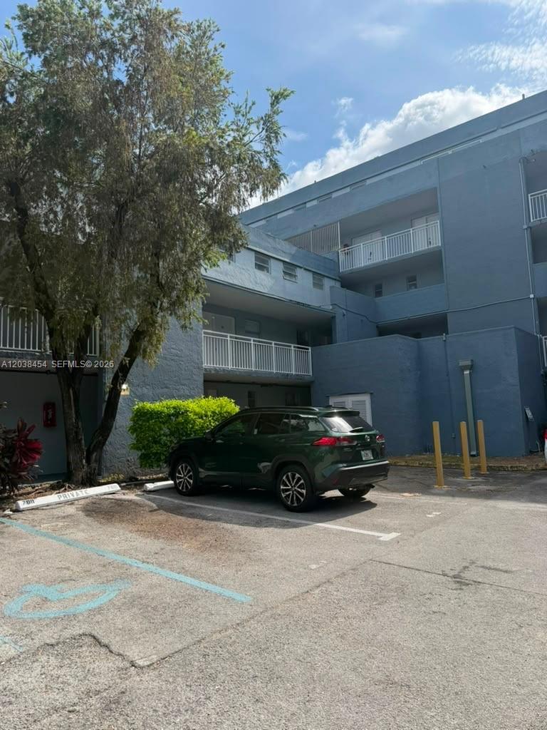 9375 Fontainebleau Blvd # L225, Miami FL 33172