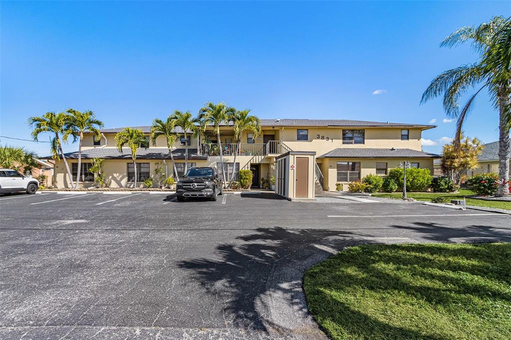 3831 SE 11TH PLACE UNIT 101