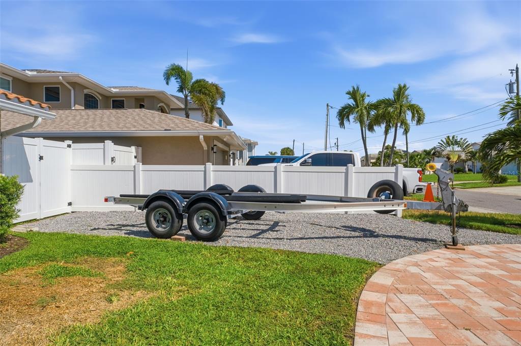 6414 2ND PALM POINT, ST PETE BEACH, FL — photo 4 of 30