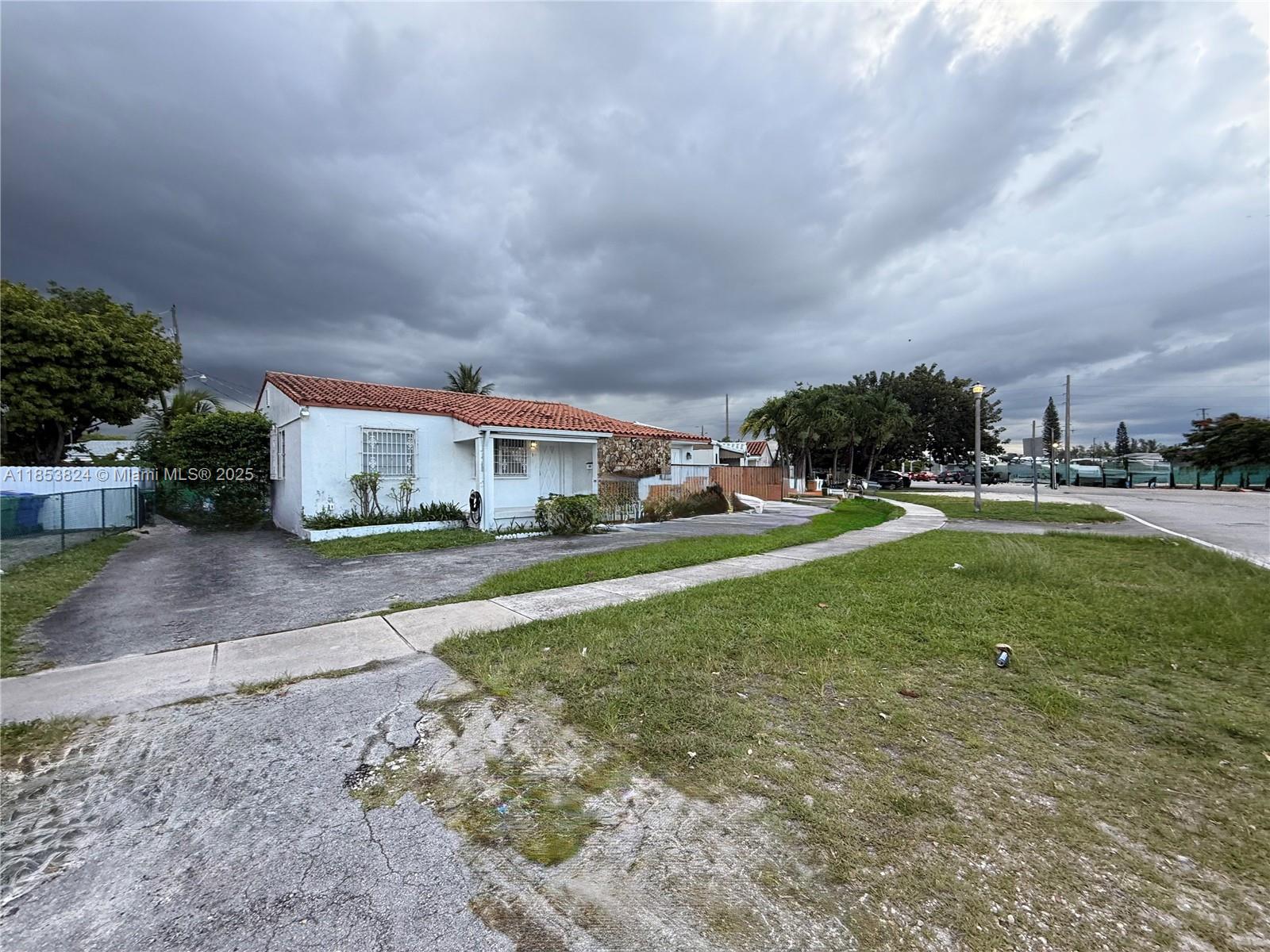 110 Flagami Blvd, Miami FL 33144