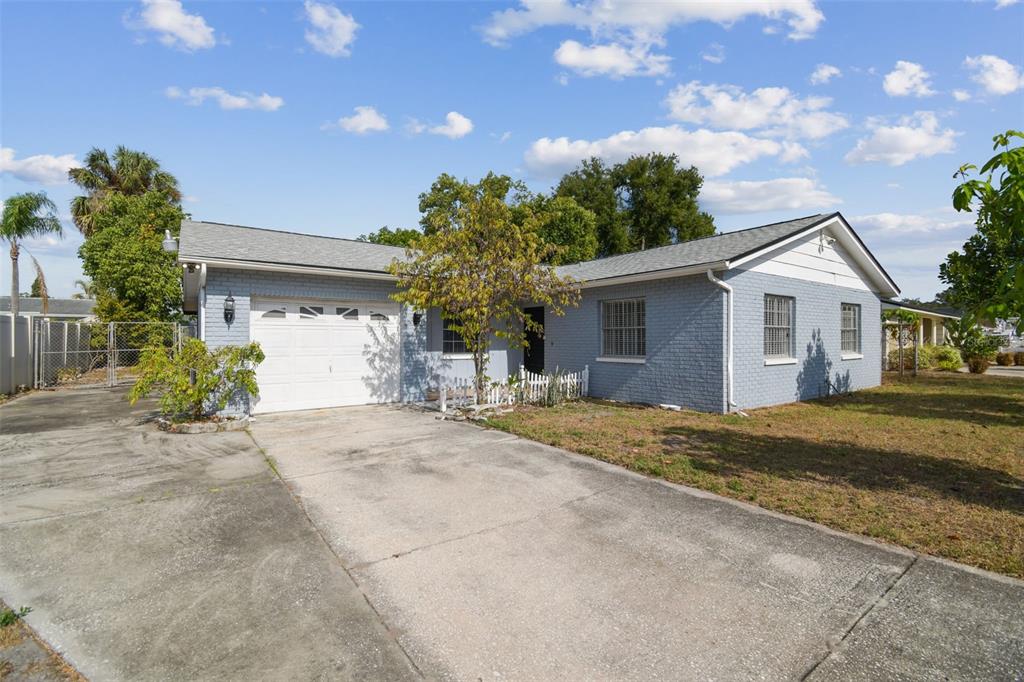 2311 FERN CIRCLE