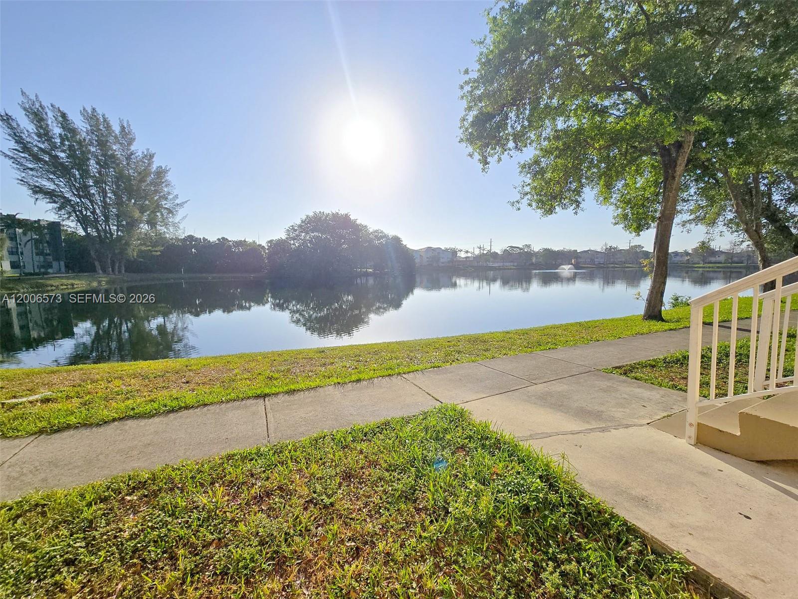 3690 N 56th Ave # 912, Hollywood FL 33021