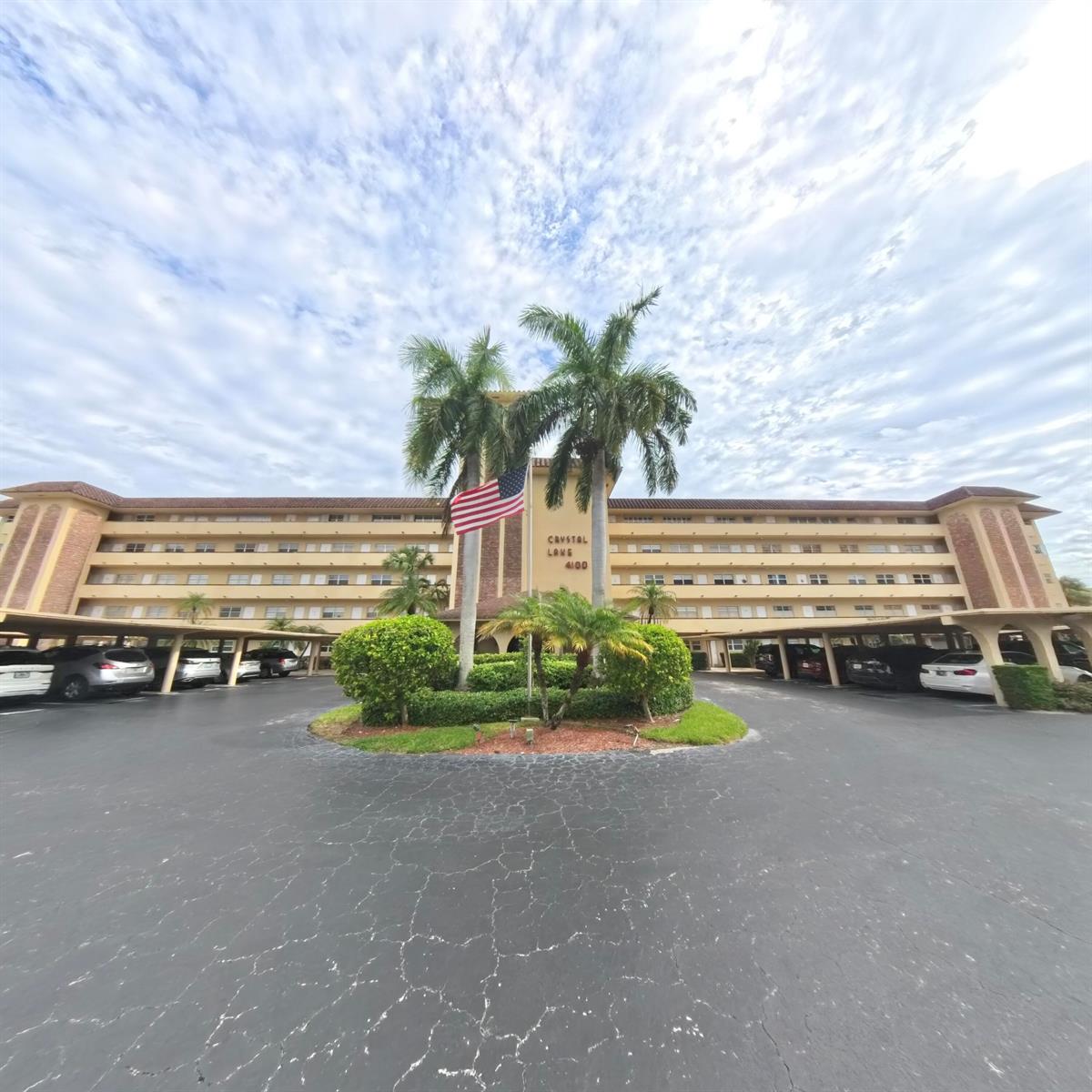 4100 Crystal Lake Drive # 209, Pompano Beach FL 33064
