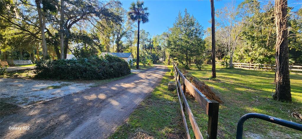 680 E BLACK POINT ROAD, BUNNELL, FL — photo 2 of 16