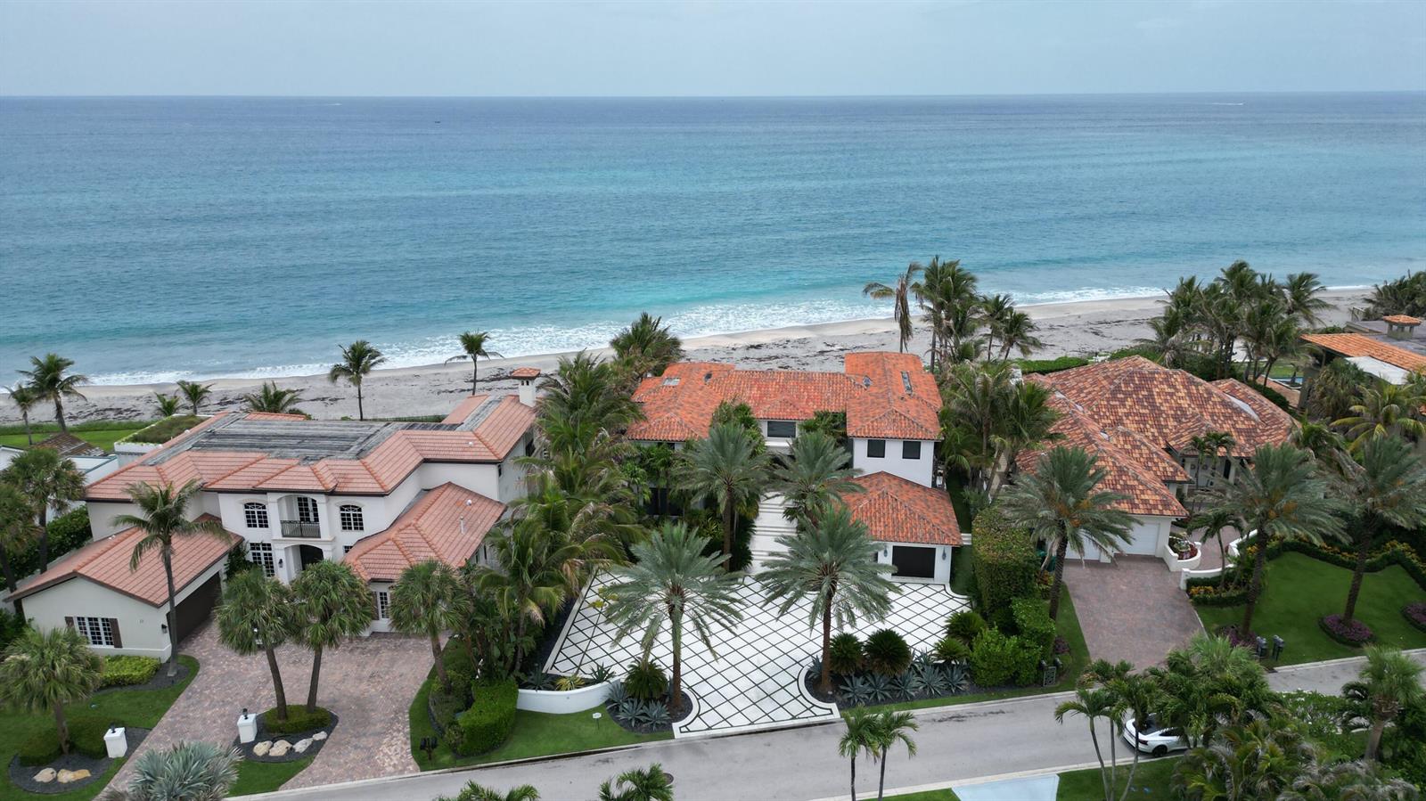 14 Ocean Drive, Jupiter Inlet Colony FL 33469