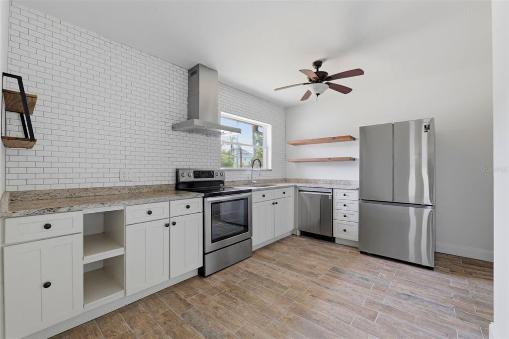 3030 A 5TH STREET N, ST PETERSBURG, FL — photo 3 of 20