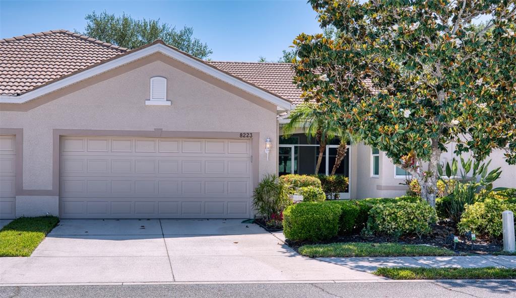 8223 SIMPSON FALLS COURT