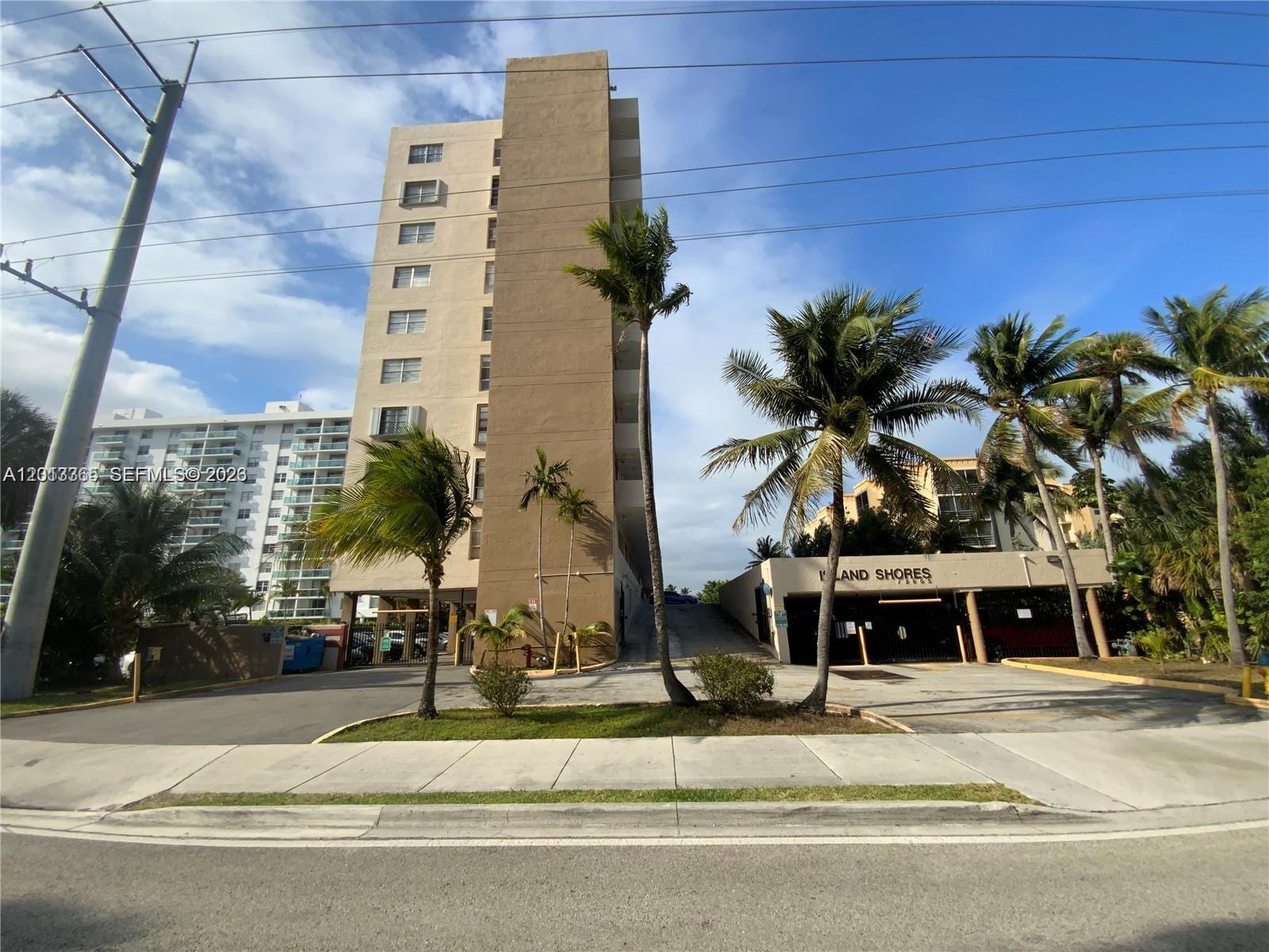 2903 N Miami Beach Blvd # 905, North Miami Beach FL 33160