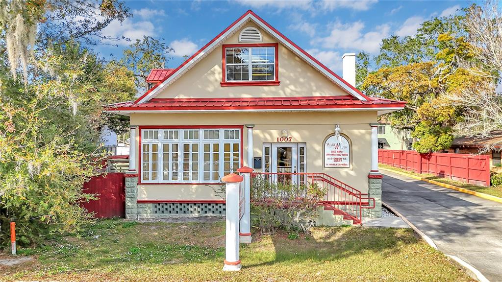 1007 EMMETT STREET