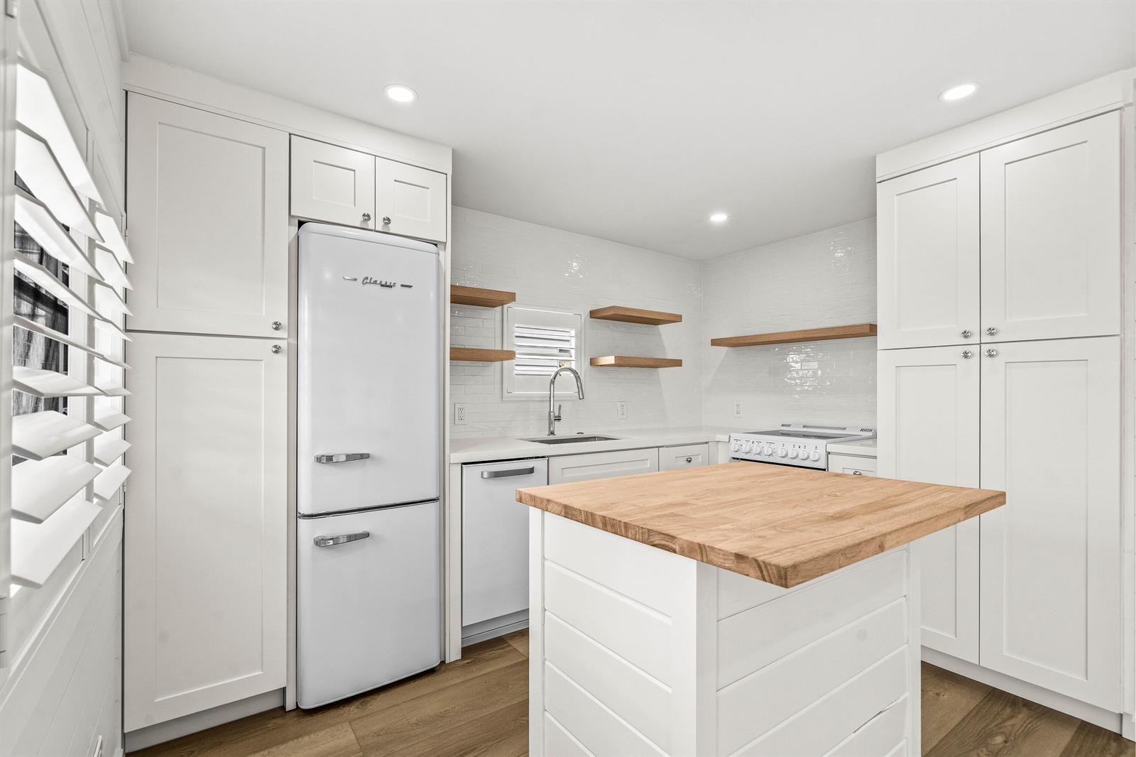 20 Juniper Drive # K, Briny Breezes FL 33435