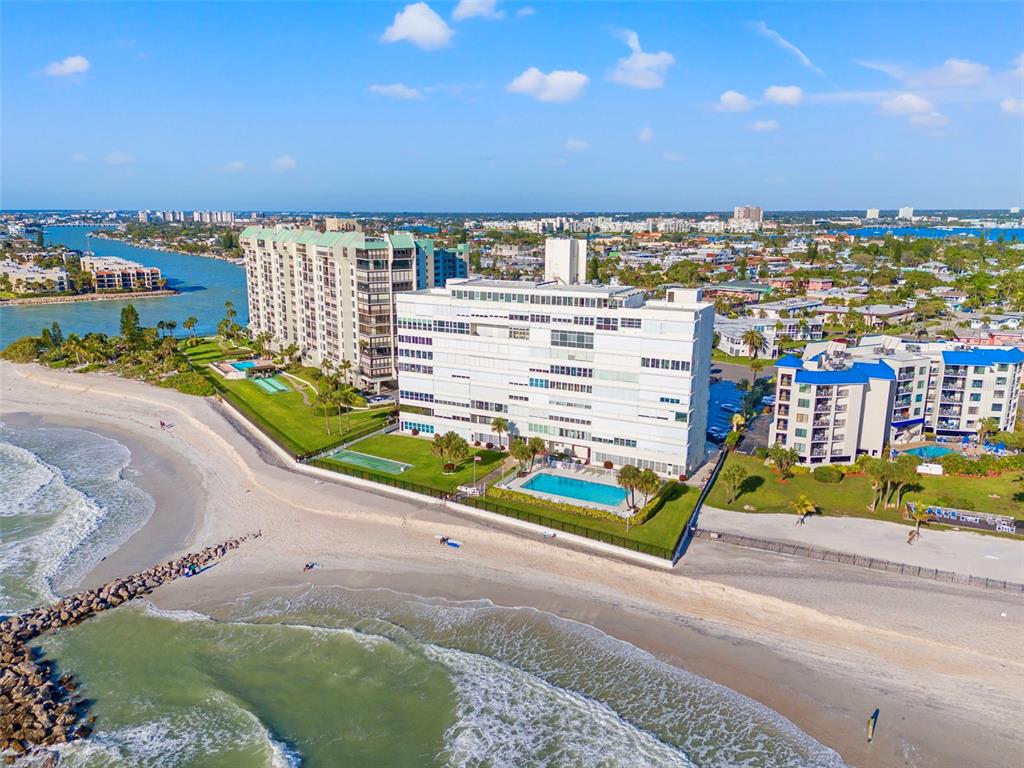 7000 BEACH PLAZA UNIT 207