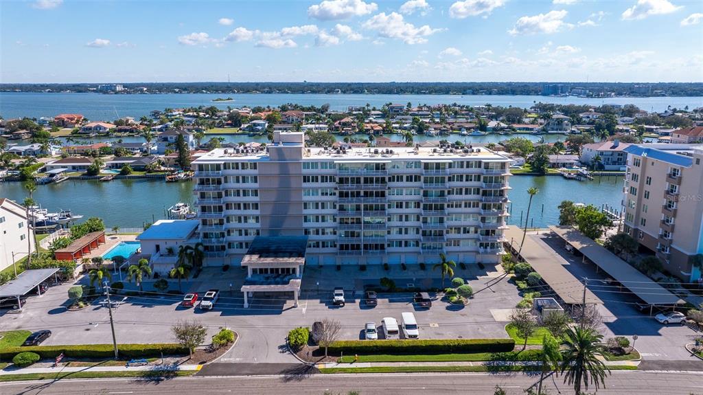 223 ISLAND WAY UNIT 3F