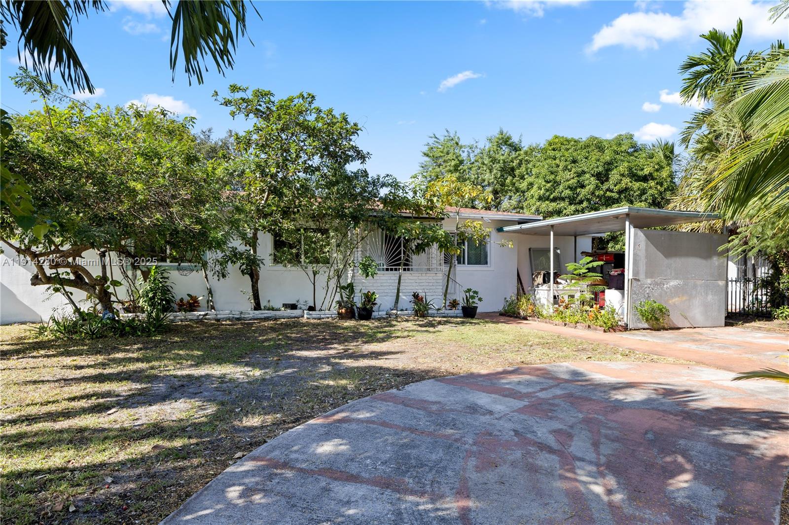 16050 NE 8th Ct, North Miami Beach FL 33162