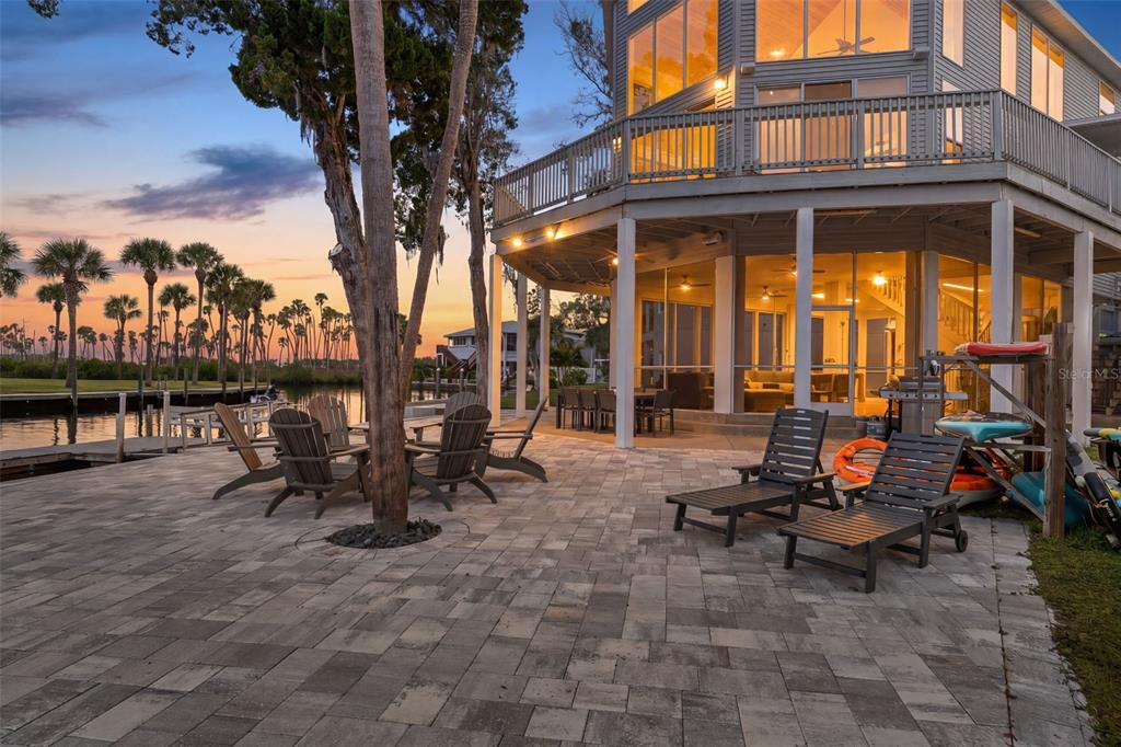 5272 TROPICAL POINT