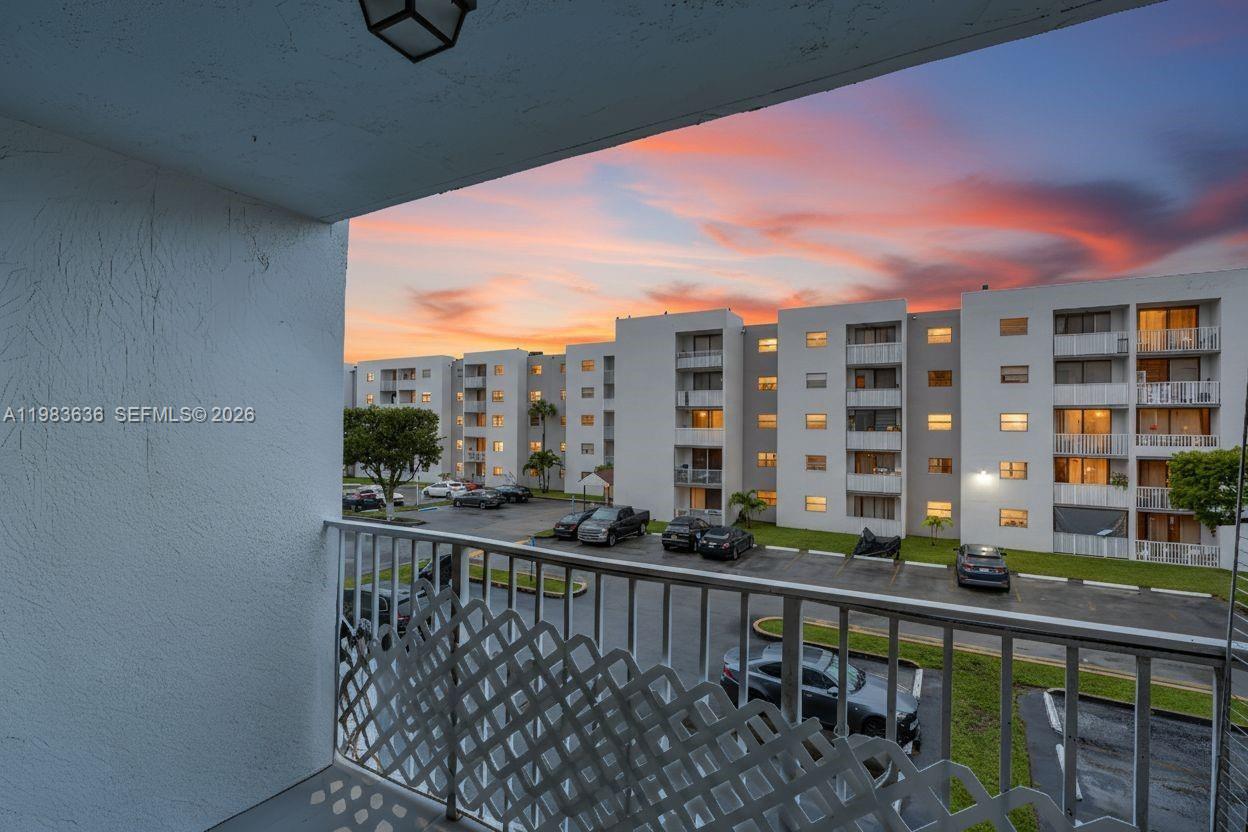 8145 NW 7th St # 315, Miami FL 33126