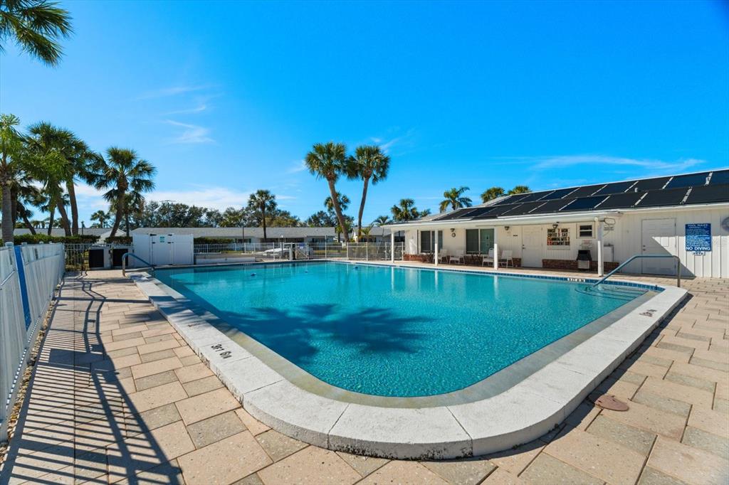 6016 HIBISCUS DRIVE, BRADENTON, FL — photo 3 of 30